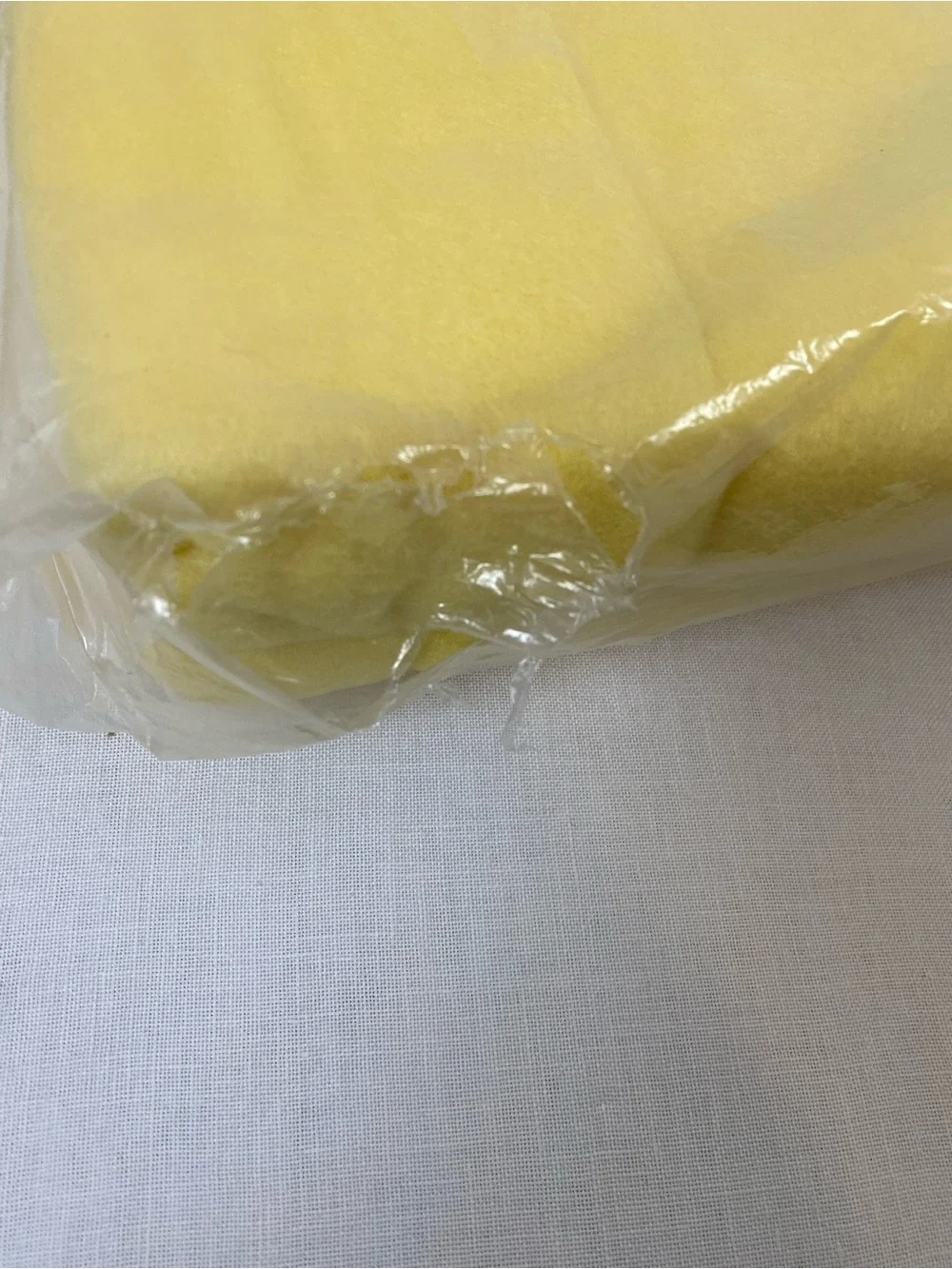 Vintage CANNON Brewster Blanket in Yellow - 72 x 90